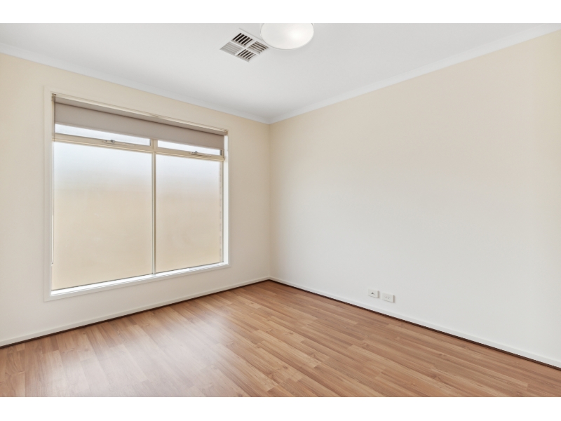 74 Gully Road, SEACLIFF PARK House for rent Listed by Susan Majeric