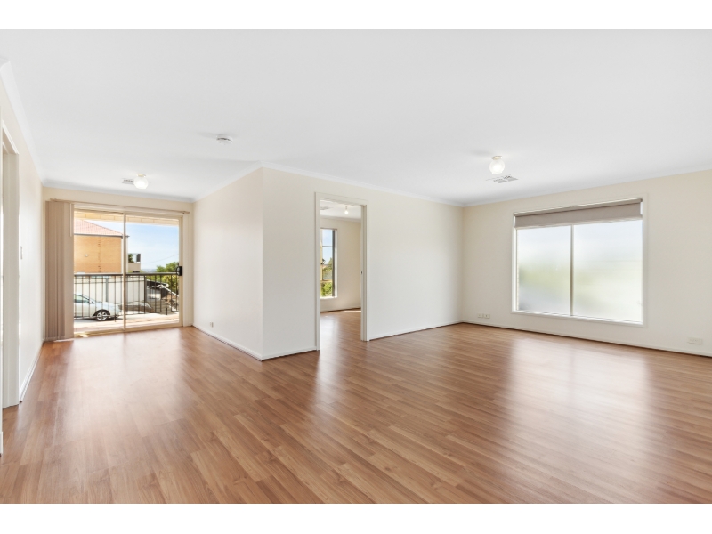 74 Gully Road, SEACLIFF PARK House for rent Listed by Susan Majeric