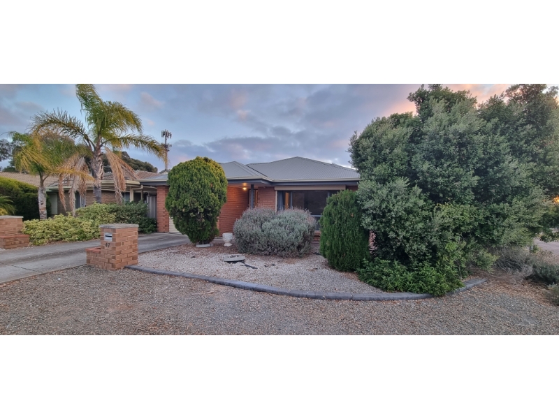 47 Cambourne Crescent, SEAFORD House for rent Listed by of Harcourts