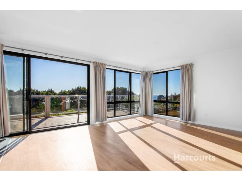 11 Adina Court, PENGUIN House for rent Listed by Property Management