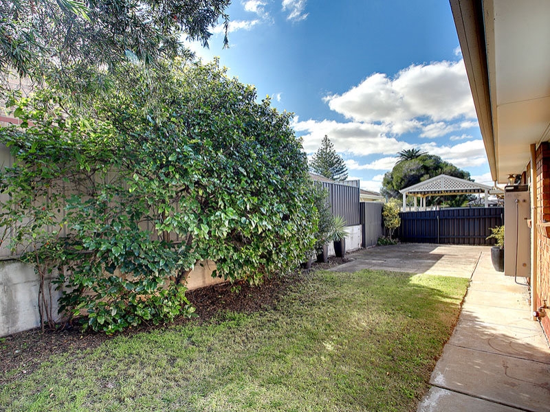 4/10 Minna Terrace, SEMAPHORE PARK Apartment for rent Listed by