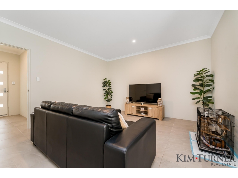 8 Ensign Way, ELLENBROOK House for rent | Listed by Property Management ...