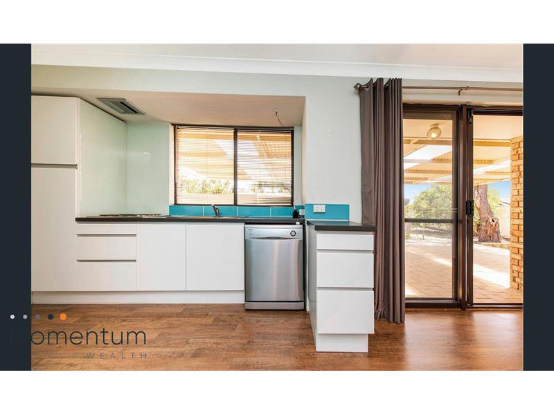 2 Emms Court, HIGH House for rent Listed by Tanya Guetlich of