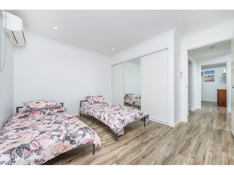 72A Wimbledon Drive, KINGSLEY Apartment for rent Listed by Fabiola