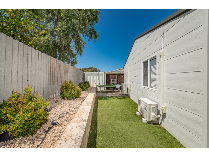 72A Wimbledon Drive, KINGSLEY Apartment for rent Listed by Fabiola