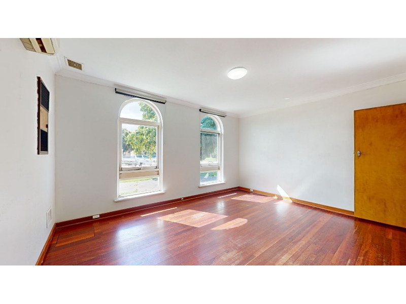 86A Matheson Road, ASCOT Townhouse for rent Listed by of Momentum