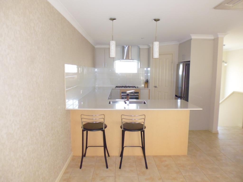 U3/13 Symmons Street, BUNBURY Townhouse for rent Listed by