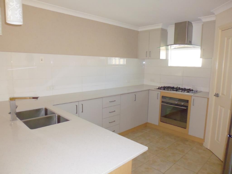 U3/13 Symmons Street, BUNBURY Townhouse for rent Listed by