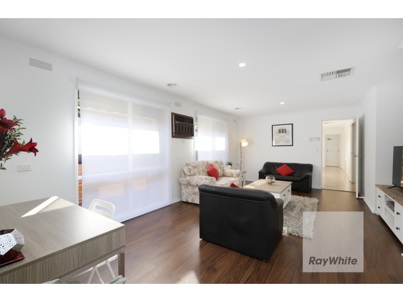 35 Cassandra Drive, GLADSTONE PARK House for rent Listed by Tiana