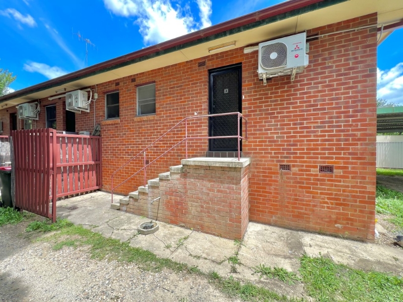 4/257 Street, BATHURST Apartment for rent Listed by Rental