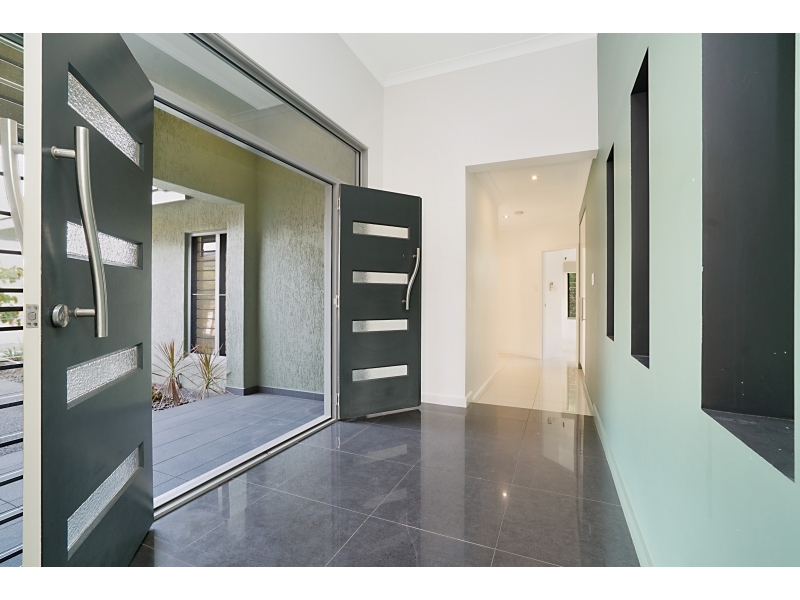 6 Mirrakma Crescent, LYONS House for rent Listed by Darwin Property