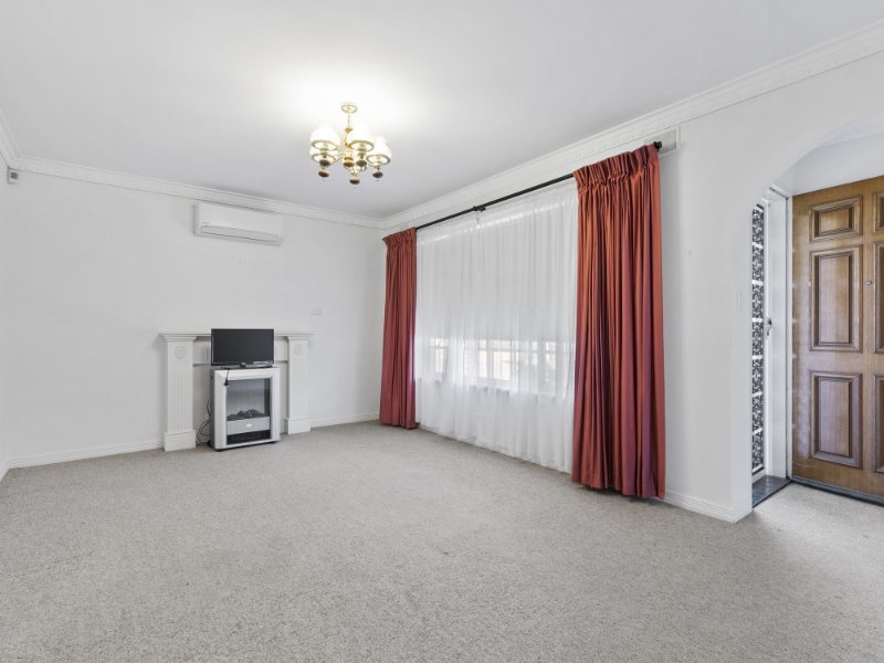 6/35 Dunrobin Road, HOVE Apartment for rent Listed by Christine