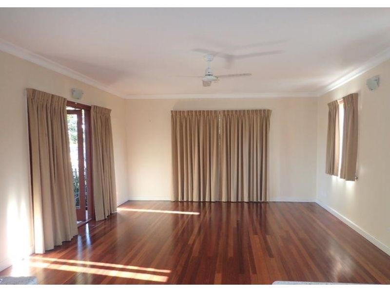 12 Freshwater Street, SCARNESS House for rent Listed by Sue Pratten