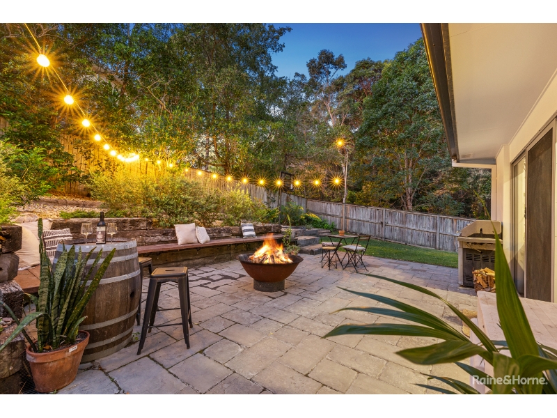 2 Hovea Drive, POTTSVILLE House for rent Listed by Aline Green of