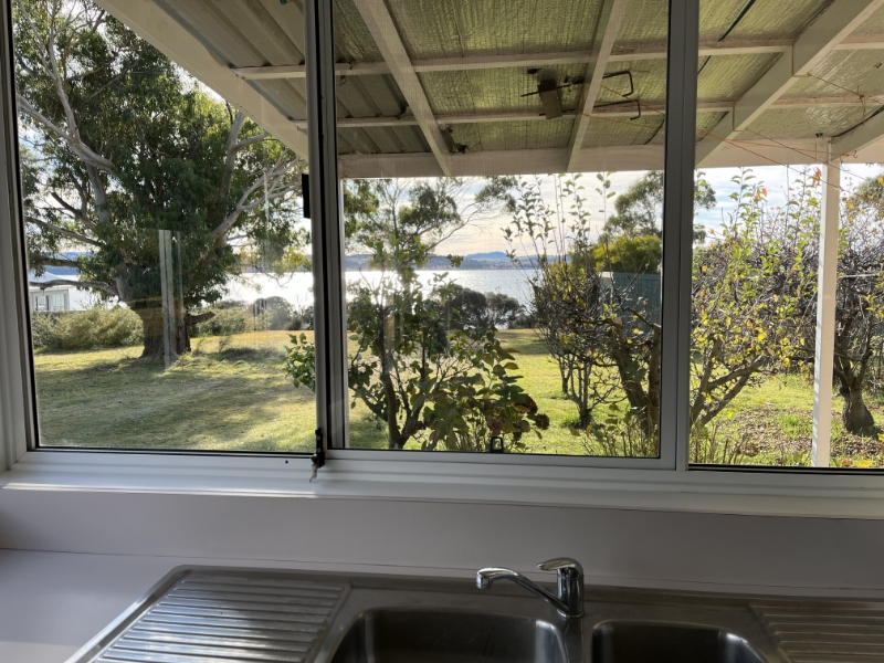 3 East Shelly Beach Road, ORFORD House for rent Listed by Lucy Collis of Raine And Horne