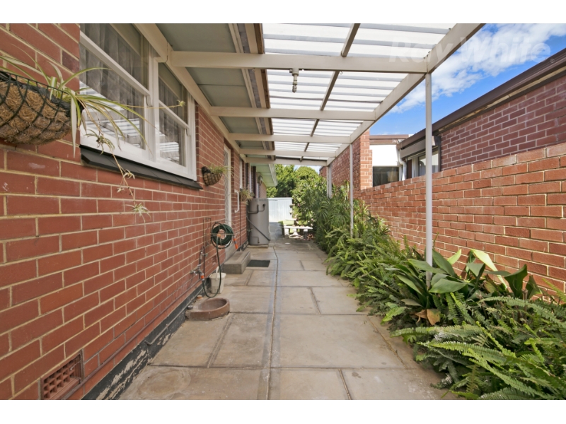 1 Leslie Court, SOMERTON PARK House for rent Listed by of Huhme