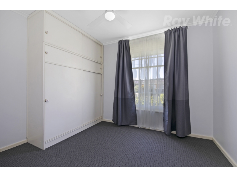 1 Leslie Court, SOMERTON PARK House for rent Listed by of Huhme