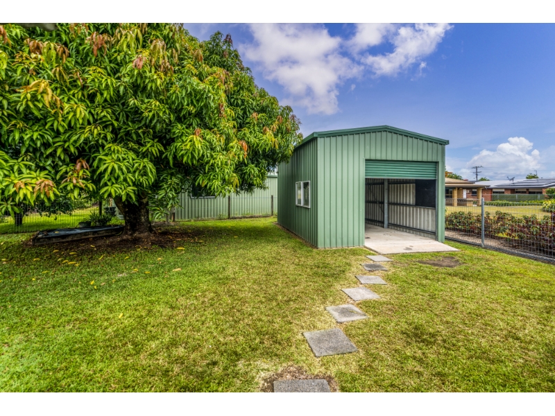 4 Fry Close, WHITFIELD House for rent Listed by Ray White Cairns