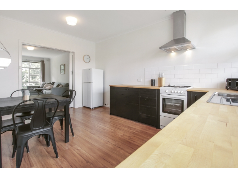 6/30 Elderslie Ave, FITZROY Apartment for rent Listed by Coby Goldner