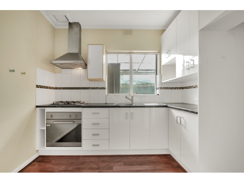 2/6 Lincoln Street, WOODVILLE NORTH Apartment for rent Listed by Coby Goldner. of Ray White St