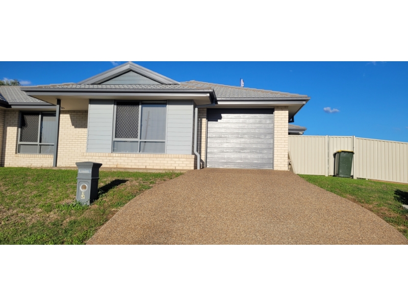 2/49 Tulipwood Crescent, TAMWORTH House for rent Listed by Wendy