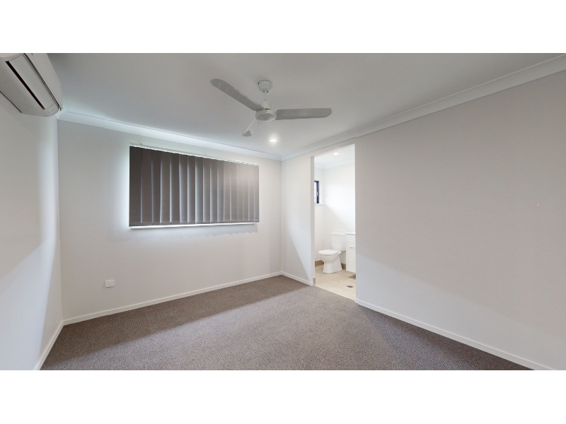 10 Paradise Court, MOUNT LOUISA House for rent Listed by Jacquelyn