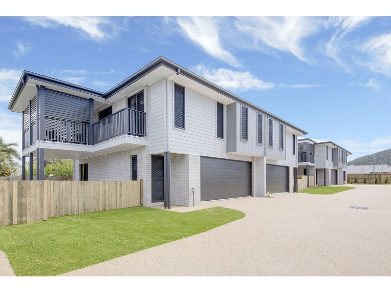 3/7779 John Street, YEPPOON Townhouse for rent Listed by Donna