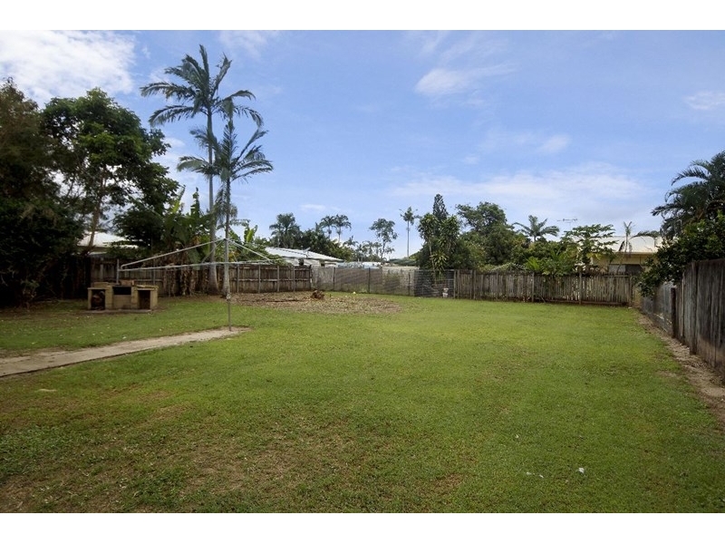105 Hoare Street, MANUNDA House for rent Listed by Leasing Team of Ray White Cairns