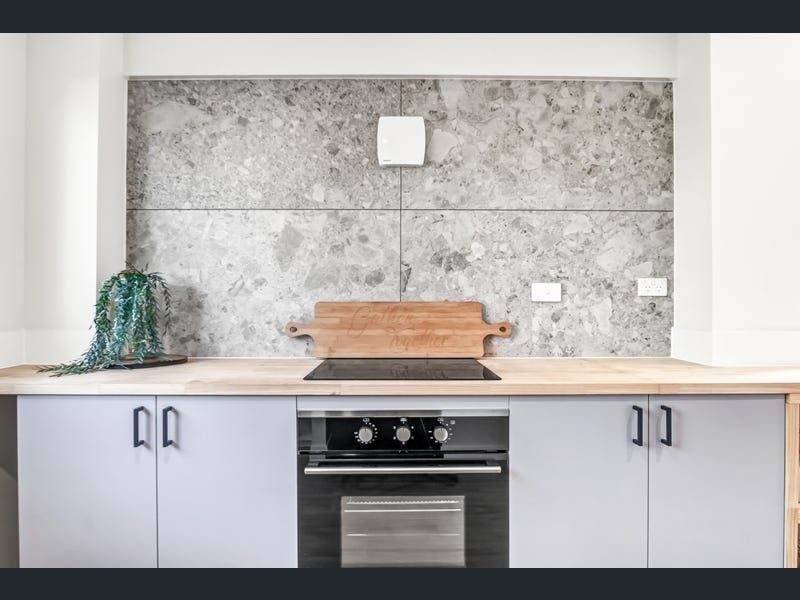 2/86 Benfer Road, VICTORIA POINT Apartment for rent Listed by Kirstie