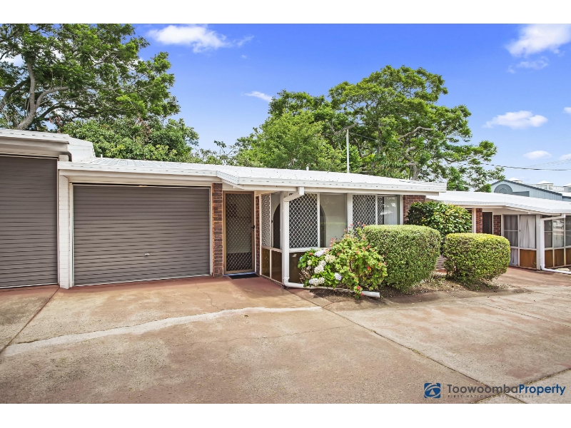 2/24 Lindsay Street, EAST TOOWOOMBA House for rent Listed by Toowoomba Total Care Property