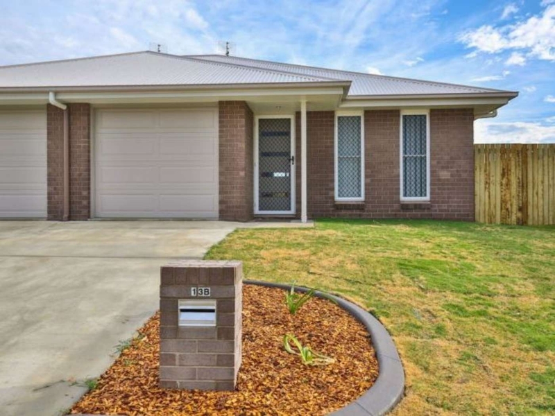 13B Whitefield Street, GLENVALE Townhouse for rent Listed by