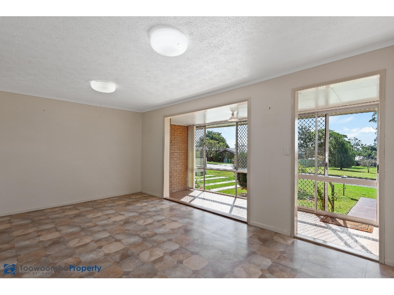 14 Bryan Street, DARLING HEIGHTS House for rent Listed by Toowoomba