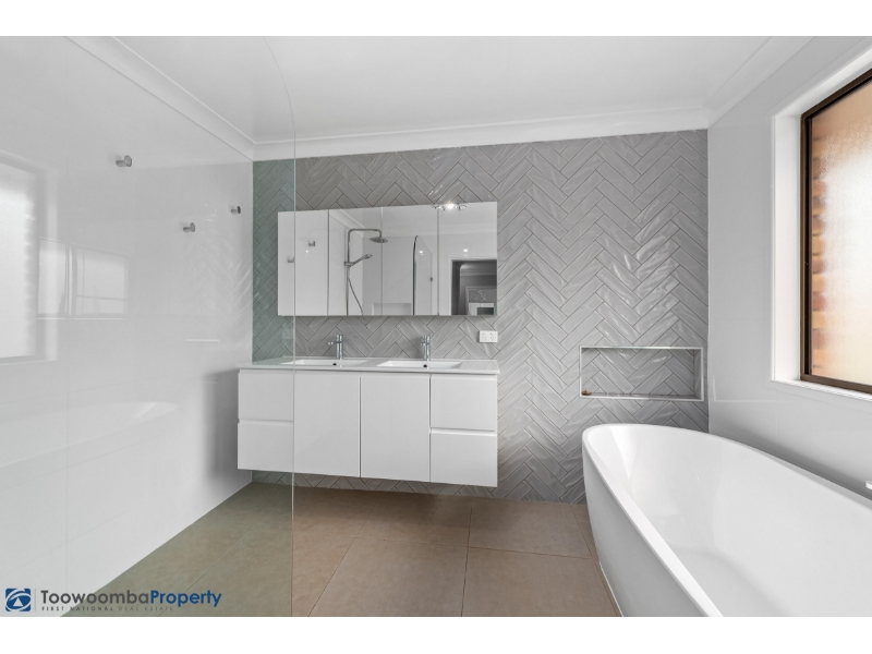 3 Lindemann Court, WILSONTON HEIGHTS House for rent Listed by