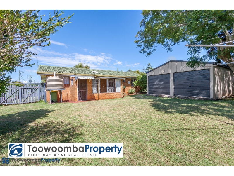 33 Knockator Crescent, CENTENARY HEIGHTS House for rent Listed by