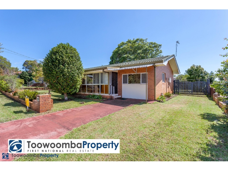 33 Knockator Crescent, CENTENARY HEIGHTS House for rent Listed by
