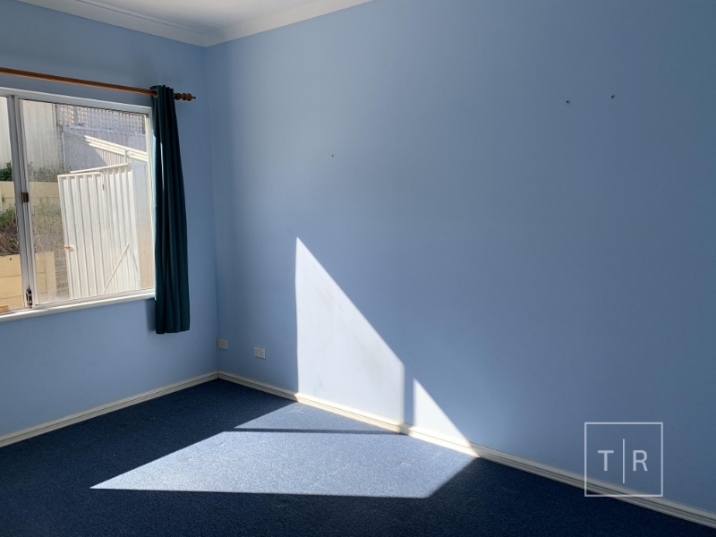 7 Ingleton Place, West Beach House for rent Listed by Chrissie