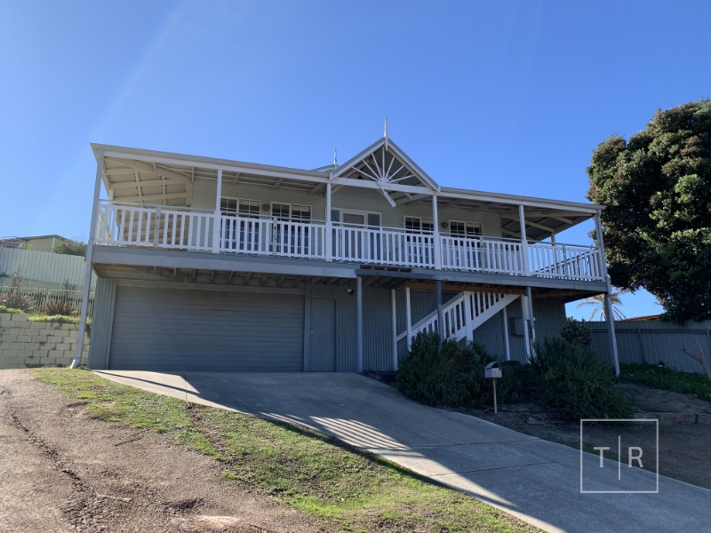 7 Ingleton Place, West Beach House for rent Listed by Chrissie