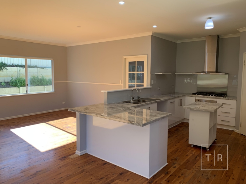 7 Ingleton Place, West Beach House for rent Listed by Chrissie