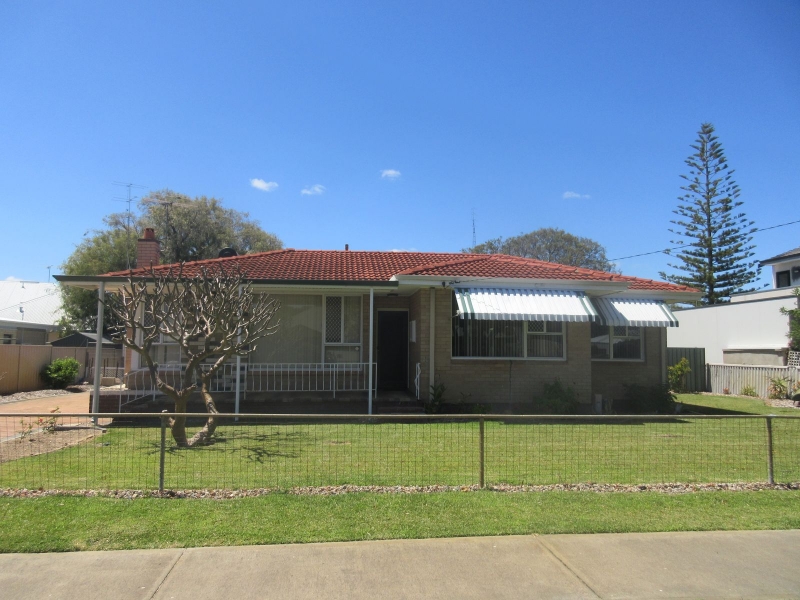 19 Dolphin Road, WEST BUSSELTON House for rent Listed by Cindy