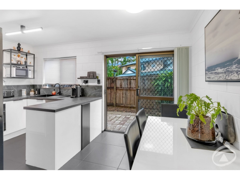 2/7 Rigg Street, WOREE Apartment for rent Listed by First National