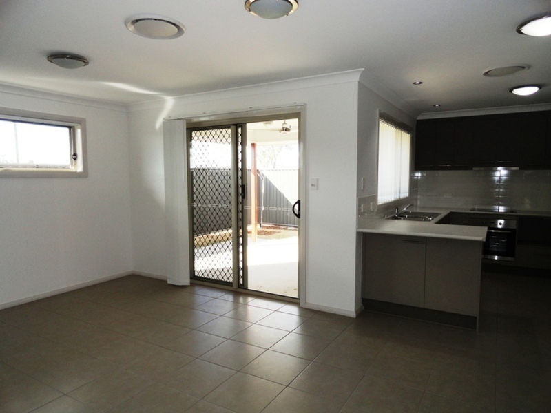 4/104106 Windmill Road, CHINCHILLA Apartment for rent Listed by Jess