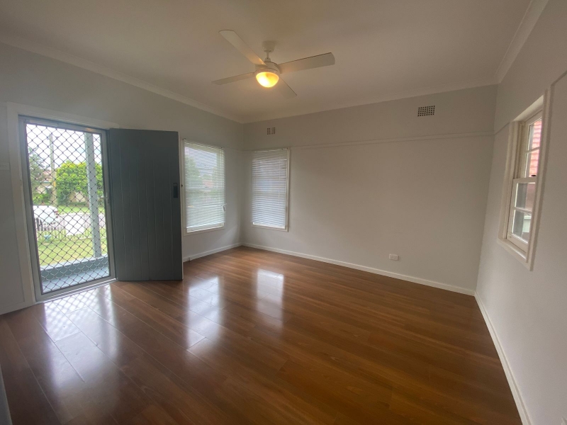 82B Gillies Street, RUTHERFORD Apartment for rent Listed by Jessica