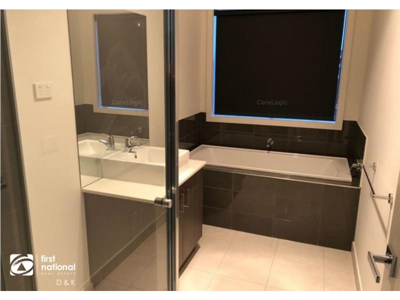 8 Valentina Drive, DARLEY House for rent Listed by Dorothy Schembri