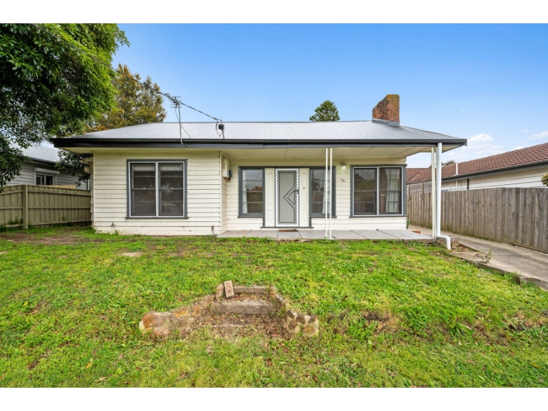 56 Shakespeare Street, TRARALGON House for rent Listed by First