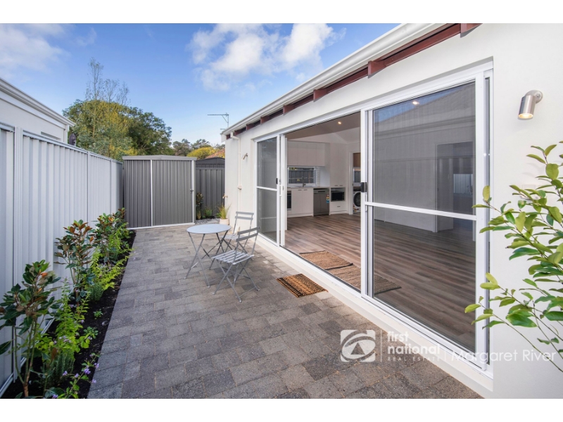 4 Loriini Lane, COWARAMUP House for rent Listed by Jessica Horner of