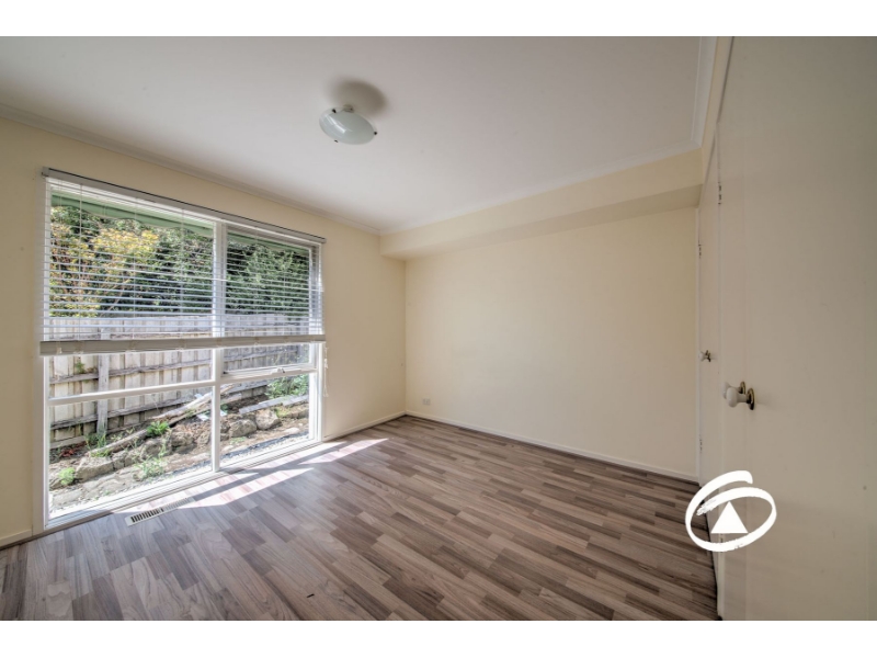 45 Lawrence Drive, BERWICK House for rent Listed by Karen Neil of