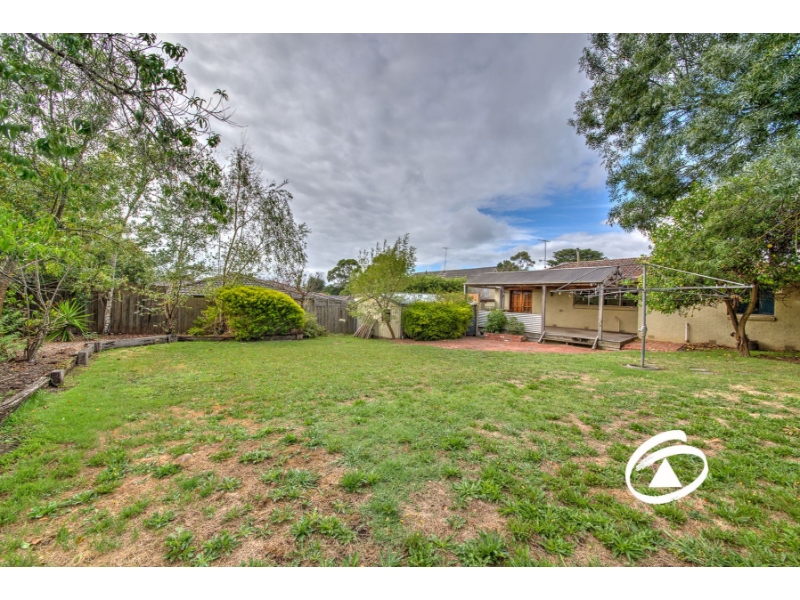 56 Gardiner Street, BERWICK House for rent Listed by Narelle Dixon of