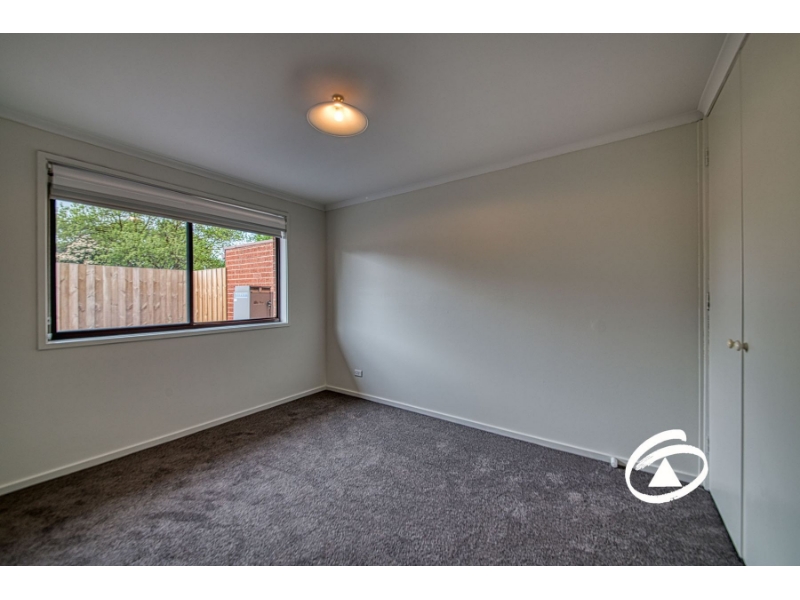 2/23 Main Street, PAKENHAM Apartment for rent Listed by Brittany Cox