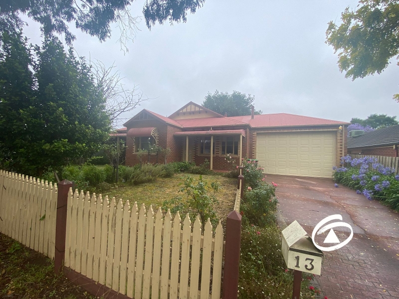 13 Goodall Court, BERWICK House for rent Listed by Narelle Dixon of