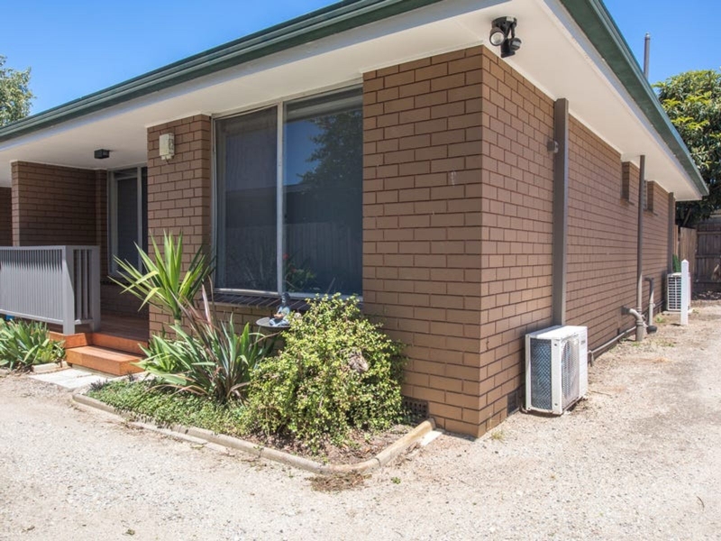 3/12 Street, BACCHUS MARSH Apartment for rent Listed by Chloe Lord of First National